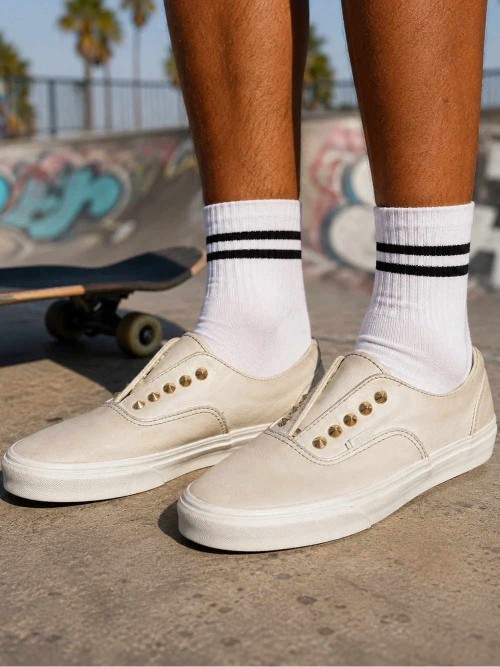 VANS 🌟 Authentic Gore Studs Leather Low Top (Size 8.5 Men’s, Size 10 Women’s)